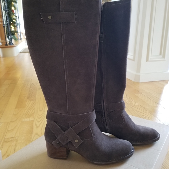 bandara knee high boot